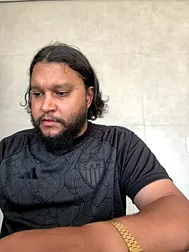 Snapshot of LoboCachorro chatting on 11.05.25 LoboCachorro online show from 11.05.25