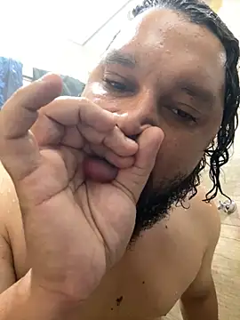 Snapshot of LoboCachorro chatting on 11.06.25 LoboCachorro online show from 11.06.25