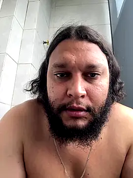 Snapshot of LoboCachorro chatting on 12.18.25 LoboCachorro online show from 12.18.25