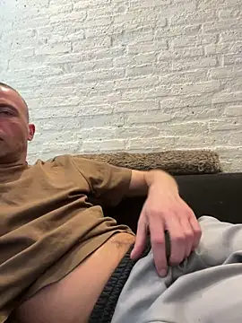 Rotteei1 online show from 03.21.26