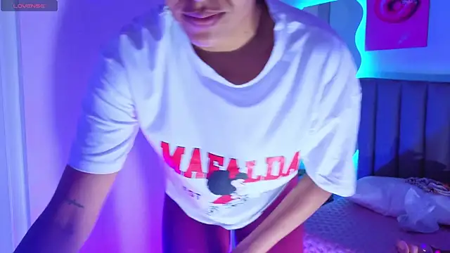 Aria Russo online show from 04.08.26