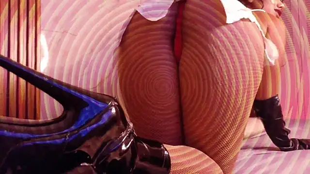 SelenaAbatti  online show from 10.26.25