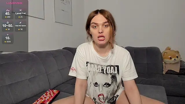 EmiliaRhodes online show from 05.14.26
