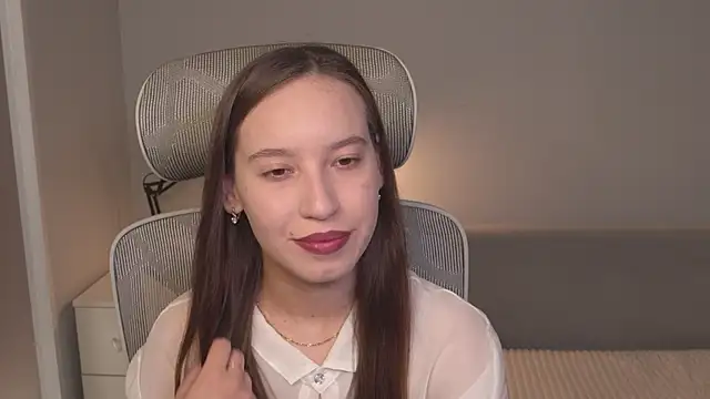 WhyEmmyCry online show from 06.03.26
