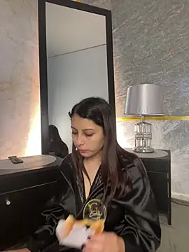 Snapshot of Sammy_Sweet01 chatting on 11.29.25 Sammy Sweet01 online show from 11.29.25