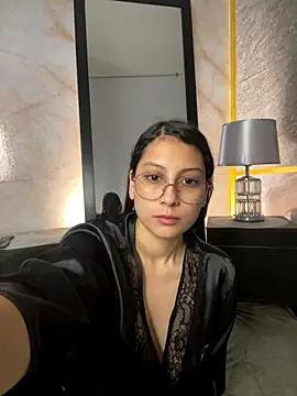 Snapshot of Sammy_Sweet01 chatting on 12.01.25 Sammy Sweet01 online show from 12.01.25