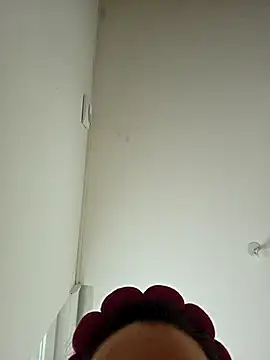 Snapshot of lasexycoquine59 chatting on 10.28.25 lasexycoquine59 online show from 10.28.25