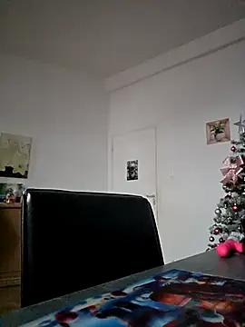 Snapshot of lasexycoquine59 chatting on 12.18.25 lasexycoquine59 online show from 12.18.25