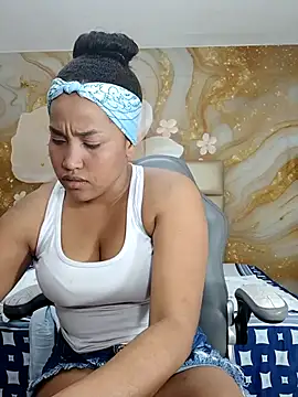 Snapshot of NahomiWalker_ chatting on 02.21.26 NahomiWalker online show from 02.21.26