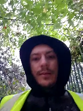 Snapshot of bbyxklaus chatting on 11.10.25 bbyxklaus online show from 11.10.25