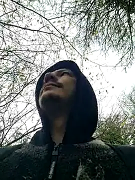 Snapshot of bbyxklaus chatting on 11.12.25 bbyxklaus online show from 11.12.25