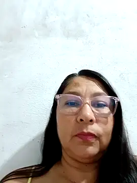 Snapshot of Brilly69 chatting on 10.21.25 Brilly69 online show from 10.21.25
