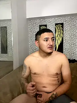 Snapshot of Demon_foxes chatting on 11.05.25 Demon foxes online show from 11.05.25