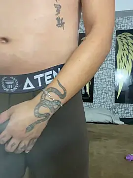 Snapshot of Demon_foxes chatting on 11.11.25 Demon foxes online show from 11.11.25