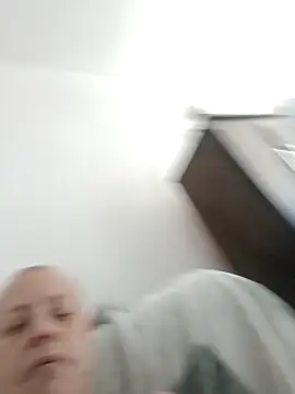 Snapshot of Sph9mm chatting on 10.24.25 Sph9mm online show from 10.24.25