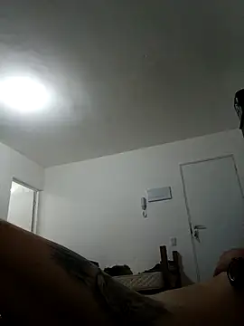 Snapshot of Sph9mm chatting on 10.29.25 Sph9mm online show from 10.29.25