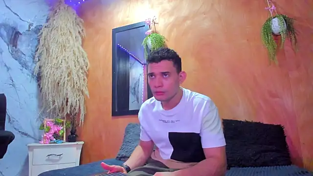 Snapshot of Jax_Thunder chatting on 02.13.26 Jax Thunder online show from 02.13.26