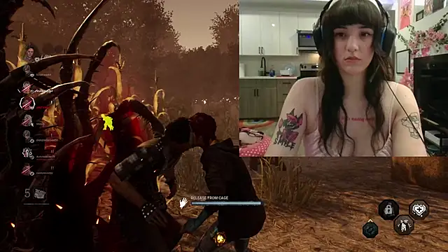 Snapshot of Trickylucy555 chatting on 11.15.25 Trickylucy555 online show from 11.15.25