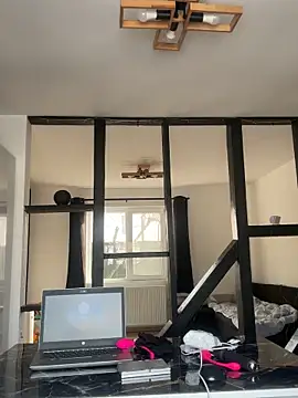 Snapshot of wwwdddccc1 chatting on 02.04.26 wwwdddccc1 online show from 02.04.26