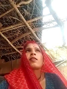 Snapshot of queen_sonam chatting on 10.20.25 queen sonam online show from 10.20.25