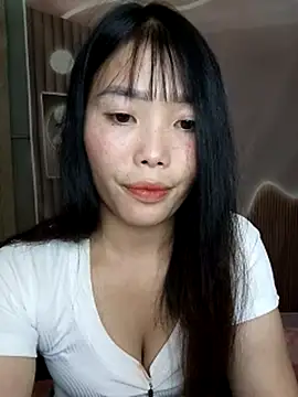 Fish yellow online show from 11.04.25