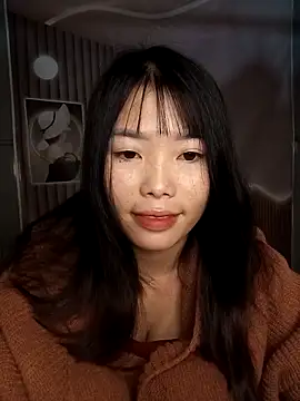 Fish yellow online show from 11.04.25