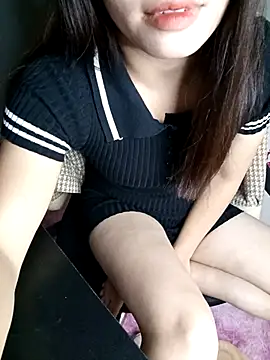 Fish yellow online show from 11.17.25