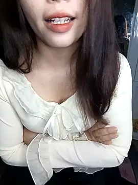 Fish yellow online show from 11.24.25