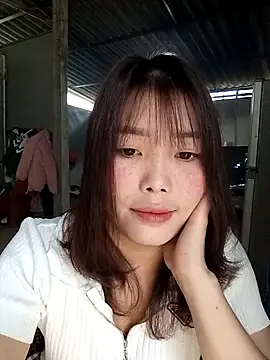 Fish yellow online show from 12.16.25