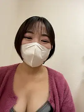 Snapshot of Yurika_oO chatting on 10.21.25 Yurika oO online show from 10.21.25