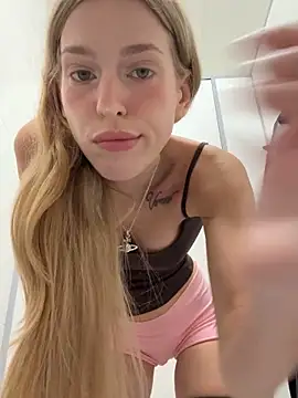 kira mia online show from 04.09.26