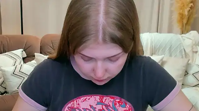 Stella Light online show from 12.20.25