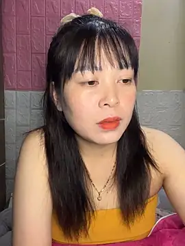 Snapshot of Butterfly_kee chatting on 11.06.25 Butterfly kee online show from 11.06.25