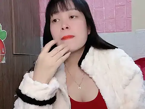 Snapshot of Butterfly_kee chatting on 11.20.25 Butterfly kee online show from 11.20.25