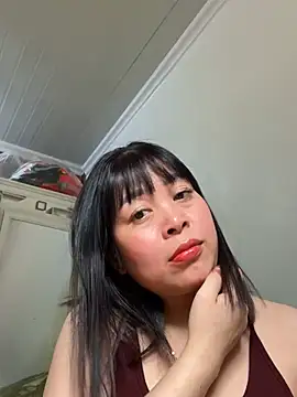 Snapshot of Butterfly_kee chatting on 02.14.26 Butterfly kee online show from 02.14.26