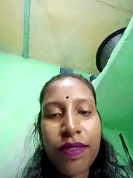 Snapshot of Rutika-G chatting on 10.21.25 Rutika-G online show from 10.21.25