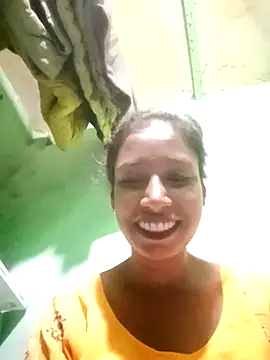 Snapshot of Rutika-G chatting on 10.26.25 Rutika-G online show from 10.26.25