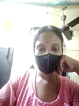 Snapshot of Rutika-G chatting on 11.02.25 Rutika-G online show from 11.02.25