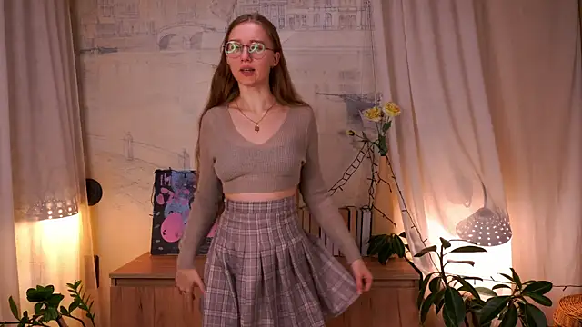 Snapshot of ArianaSweazy chatting on 11.18.25 ArianaSweazy online show from 11.18.25