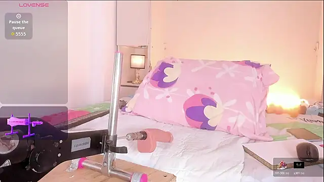 Blackywhiite online show from 11.13.25