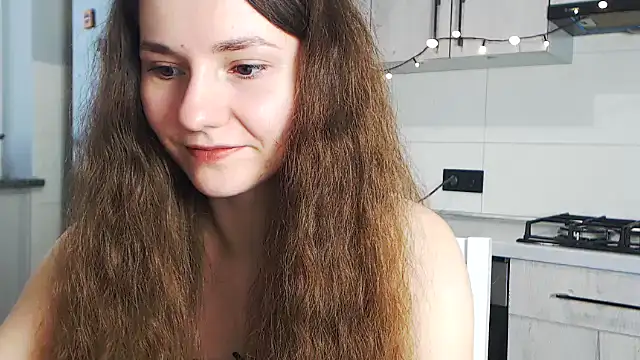 Snapshot of MilenaRossa chatting on 10.24.25 MilenaRossa online show from 10.24.25