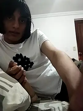 Snapshot of sophiasleepy1 chatting on 10.28.25 sophiasleepy1 online show from 10.28.25