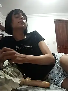 Snapshot of sophiasleepy1 chatting on 11.01.25 sophiasleepy1 online show from 11.01.25