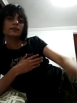 Snapshot of sophiasleepy1 chatting on 11.08.25 sophiasleepy1 online show from 11.08.25