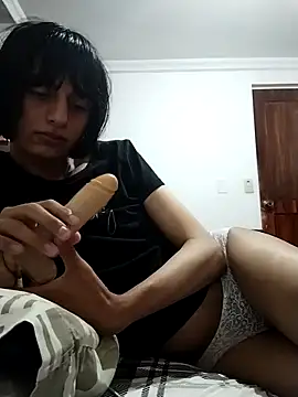 Snapshot of sophiasleepy1 chatting on 11.10.25 sophiasleepy1 online show from 11.10.25