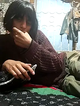 Snapshot of sophiasleepy1 chatting on 11.16.25 sophiasleepy1 online show from 11.16.25