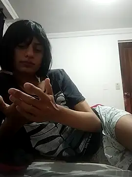 Snapshot of sophiasleepy1 chatting on 12.01.25 sophiasleepy1 online show from 12.01.25