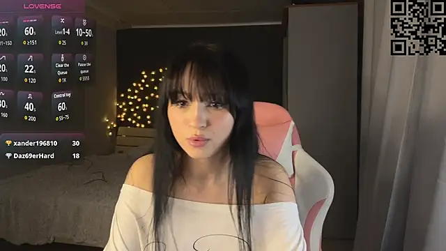 ella simons online show from 03.20.26