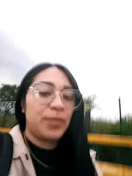 Snapshot of Samara_Outdoors chatting on 10.20.25 Samara Outdoors online show from 10.20.25