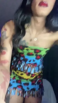 Snapshot of NikitaDragunXXX chatting on 11.26.25 NikitaDragunXXX online show from 11.26.25